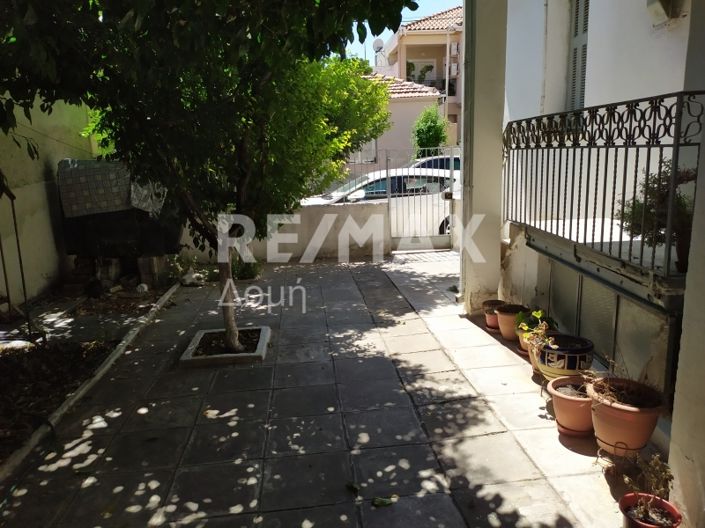 Image No.4-2 Bed House for sale