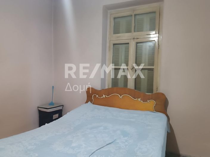 Image No.9-2 Bed House for sale