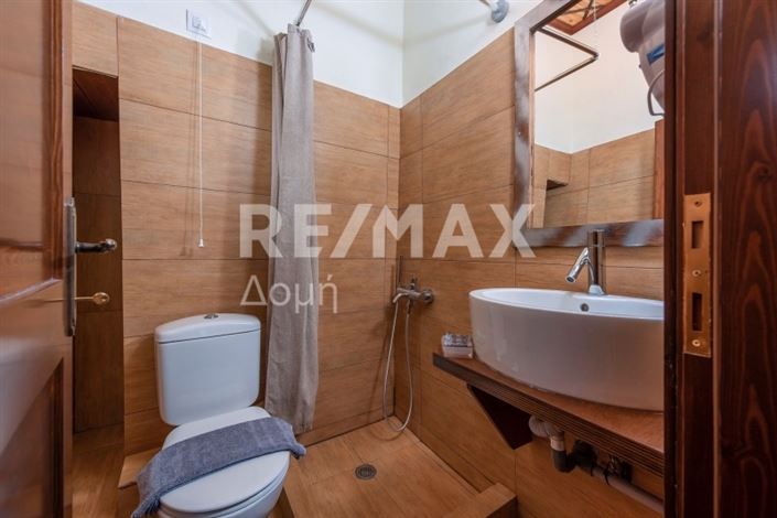 Image No.10-11 Bed Property for sale