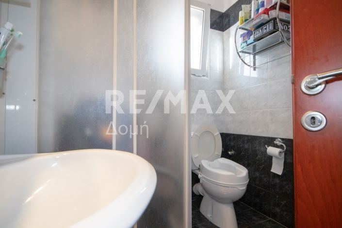 Image No.31-3 Bed Maisonette for sale