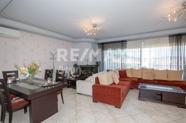 Image No.5-Propriété de 4 chambres à vendre à Magnésie