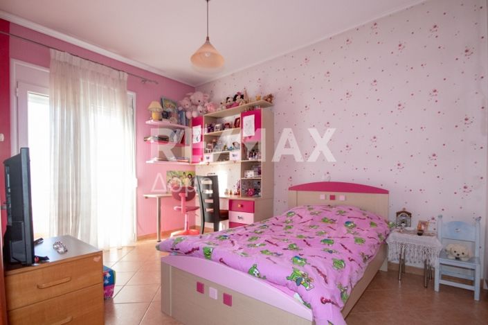 Image No.52-Propriété de 4 chambres à vendre à Magnésie