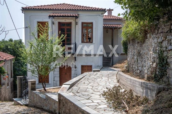 Image No.2-Propriété de 1 chambre à vendre à Center