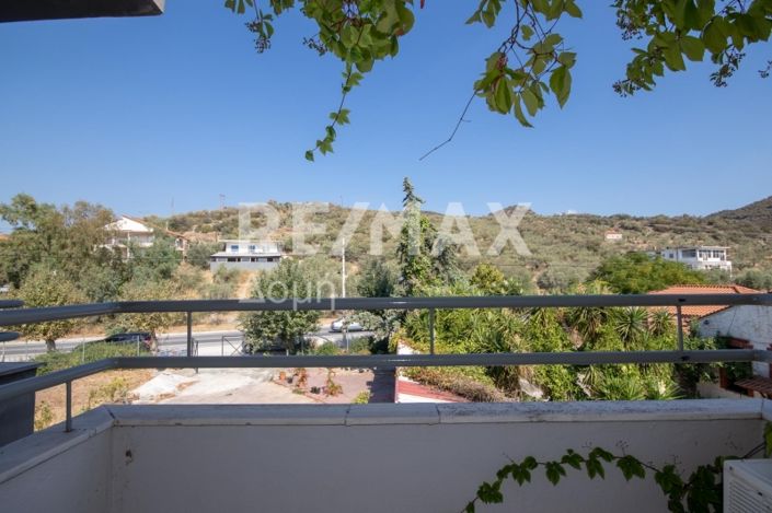 Image No.40-7 Bed Property for sale