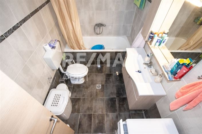 Image No.19-5 Bed House for sale