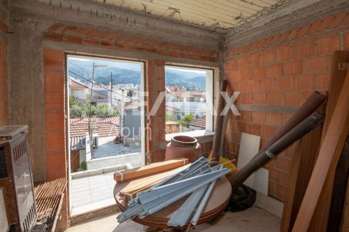 Image No.45-5 Bed House for sale