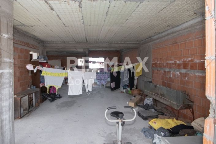 Image No.47-5 Bed House for sale