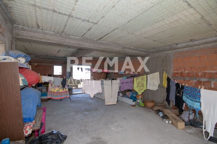 Image No.48-5 Bed House for sale