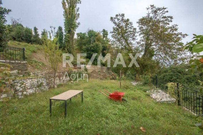 Image No.41-6 Bed Property for sale