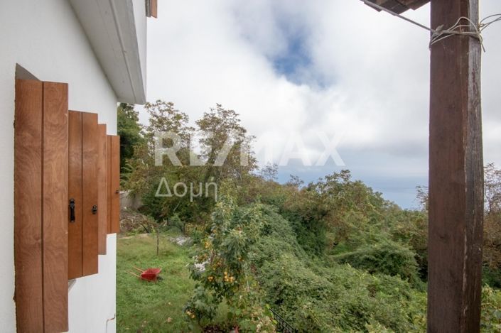 Image No.51-6 Bed Property for sale