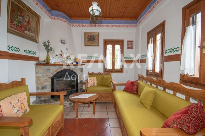 Image No.53-6 Bed Property for sale