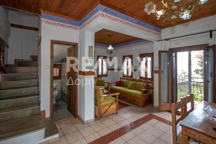 Image No.57-6 Bed Property for sale