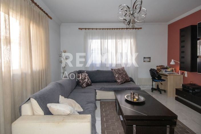 Image No.10-Propriété de 4 chambres à vendre à Magnésie