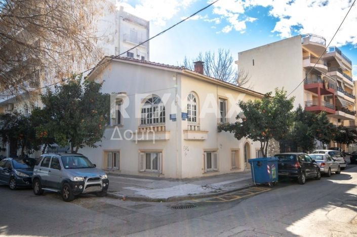 Image No.25-4 Bed Property for sale