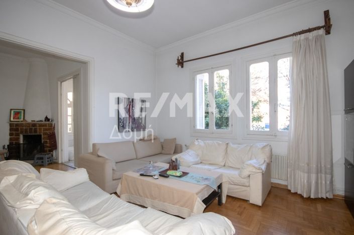 Image No.6-4 Bed Property for sale