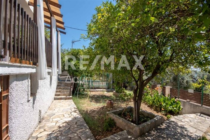 Image No.16-2 Bed Property for sale