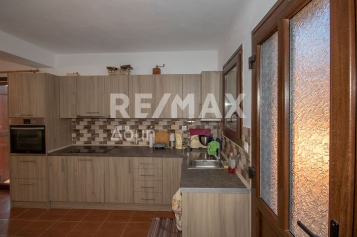 Image No.10-2 Bed Maisonette for sale