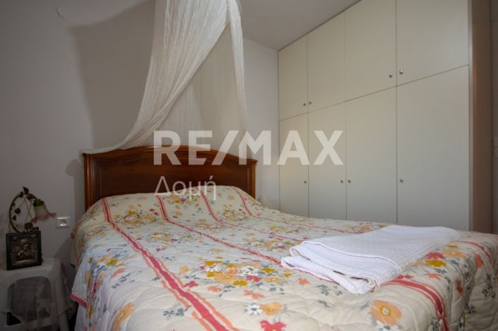 Image No.16-2 Bed Maisonette for sale