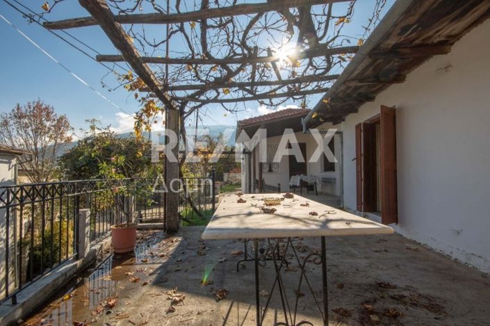 Image No.19-3 Bed Property for sale