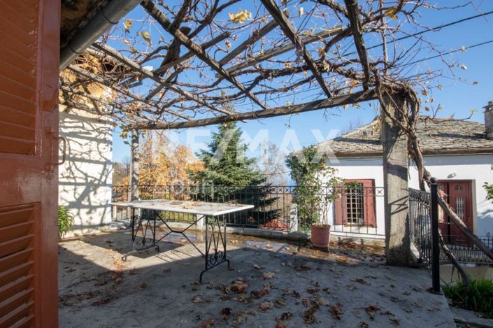 Image No.22-3 Bed Property for sale