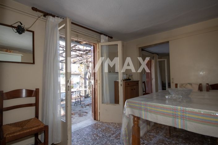 Image No.37-3 Bed Property for sale