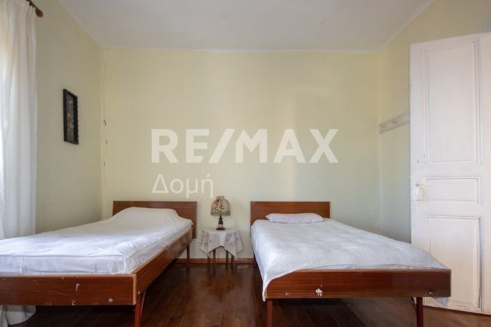 Image No.7-3 Bed Property for sale