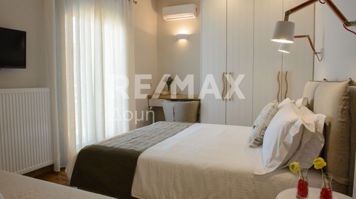 Image No.10-6 Bed Maisonette for sale