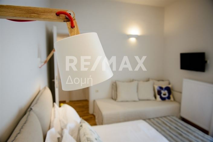 Image No.12-6 Bed Maisonette for sale