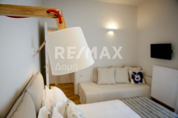 Image No.12-6 Bed Maisonette for sale