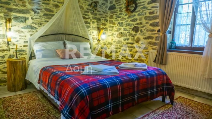 Image No.15-2 Bed Property for sale