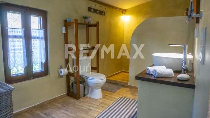 Image No.24-2 Bed Property for sale