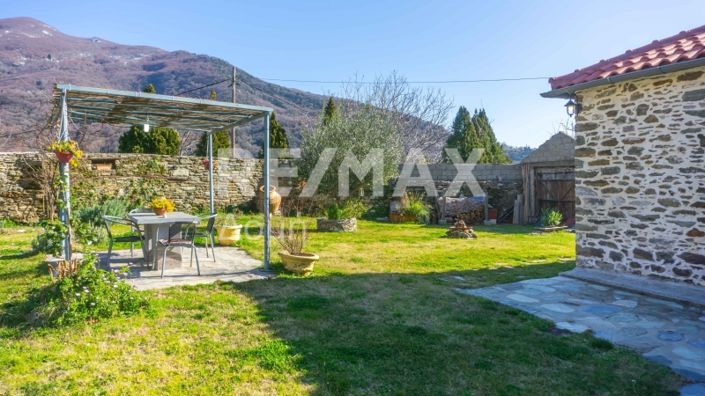 Image No.28-2 Bed Property for sale