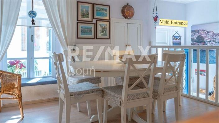 Image No.8-Propriété de 2 chambres à vendre à Chora