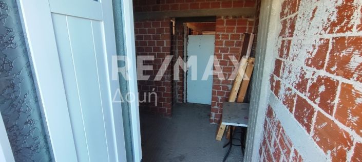 Image No.17-5 Bed Property for sale