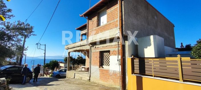 Image No.20-5 Bed Property for sale