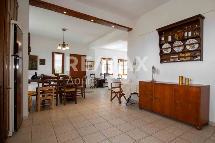 Image No.14-Propriété de 4 chambres à vendre à Magnésie