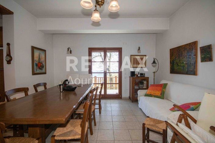 Image No.33-Propriété de 4 chambres à vendre à Magnésie