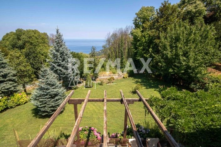 Image No.22-Propriété de 4 chambres à vendre à Magnésie