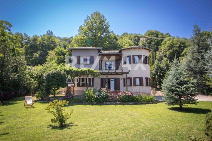 Image No.38-Propriété de 4 chambres à vendre à Magnésie