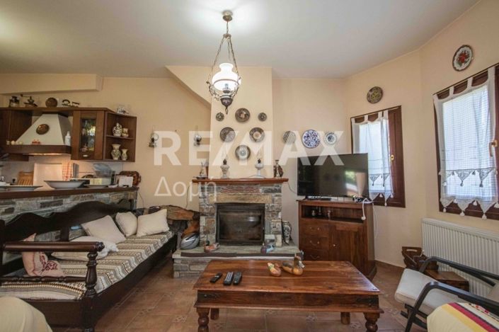 Image No.9-Propriété de 4 chambres à vendre à Magnésie