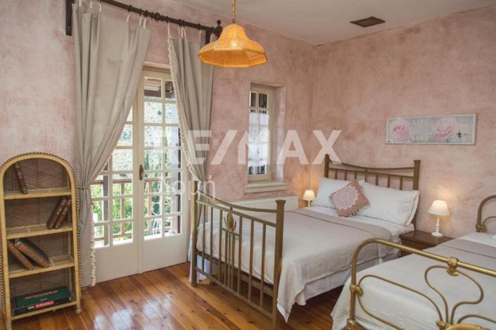 Image No.7-Maison de 2 chambres à vendre à Center