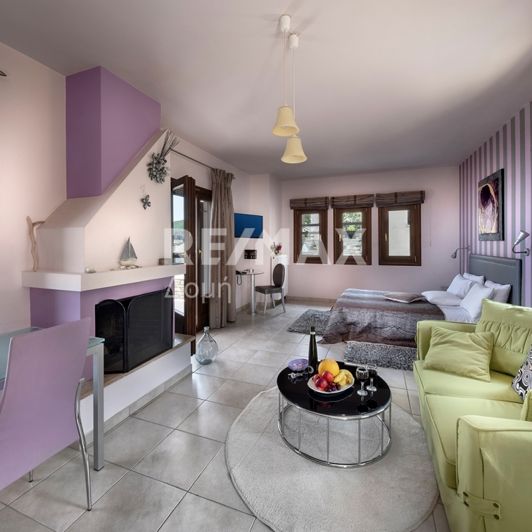 Image No.30-Propriété de 13 chambres à vendre à Kalamaki