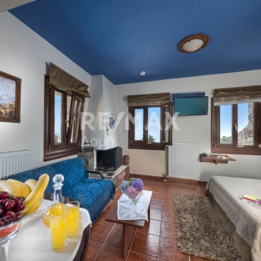 Image No.32-Propriété de 13 chambres à vendre à Kalamaki