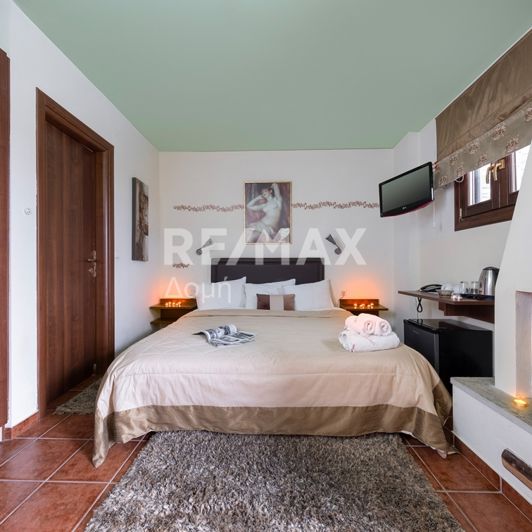 Image No.33-Propriété de 13 chambres à vendre à Kalamaki