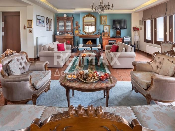 Image No.35-Propriété de 13 chambres à vendre à Kalamaki