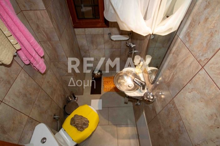 Image No.35-6 Bed Property for sale