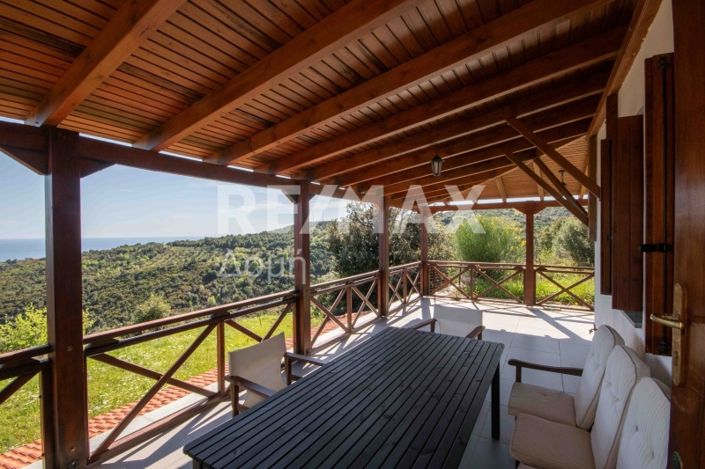 Image No.46-6 Bed Property for sale