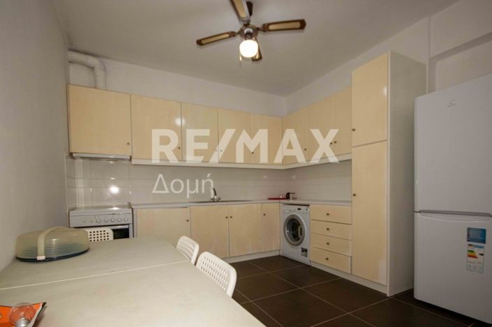 Image No.53-6 Bed Property for sale