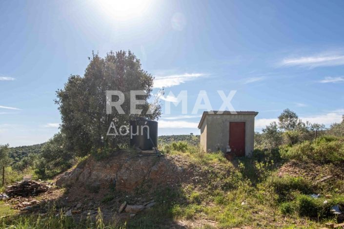 Image No.77-6 Bed Property for sale