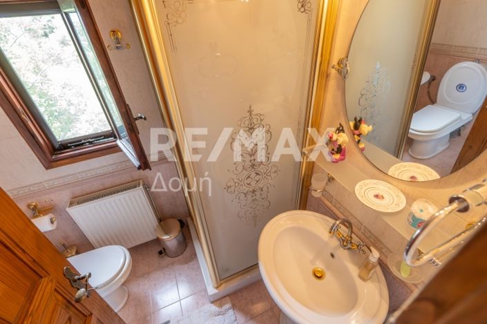 Image No.11-Propriété de 3 chambres à vendre à Center